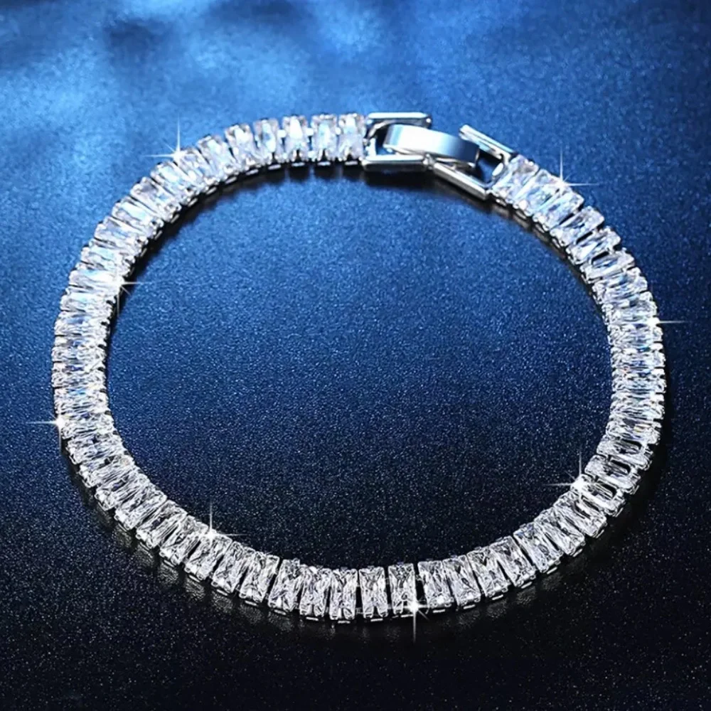 NEW LUXURY BANGLE 925 STERLING SILVER BRACELET, NICE BRACELET, CUTE BRACELET - Picture 1 of 7